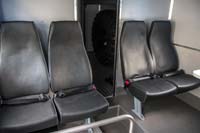 Двухместные пассажирские сиденья