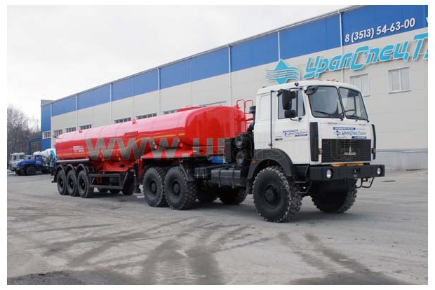 Седельный тягач МАЗ 642508-350-050P с полуприцепом цистерной нефтевозом ППЦН-30-32
