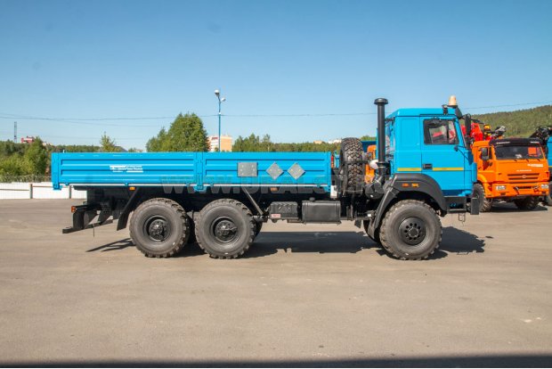 Бортовой автомобиль Урал 5557-80Е5 для взрывных веществ