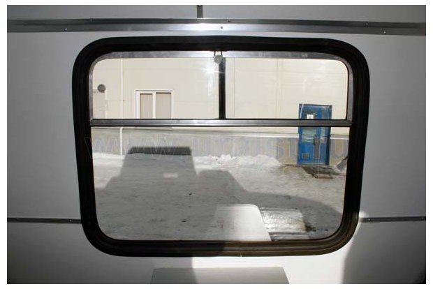 Окно с форточкой  грузопассажирского автомобиля