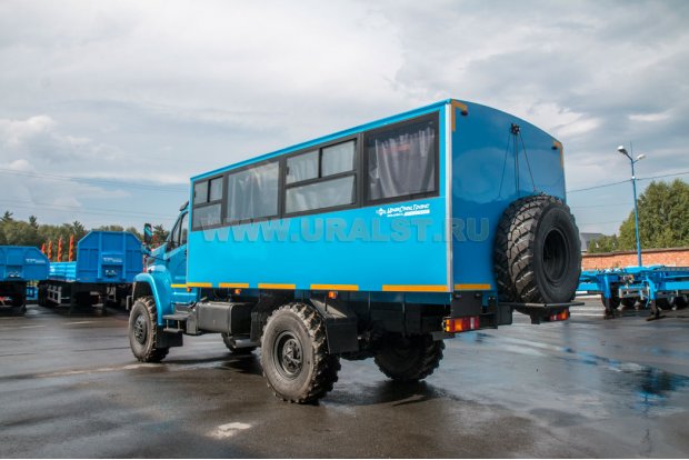 Автобус вахтовый Урал NEXT 32552-5013-73Е5