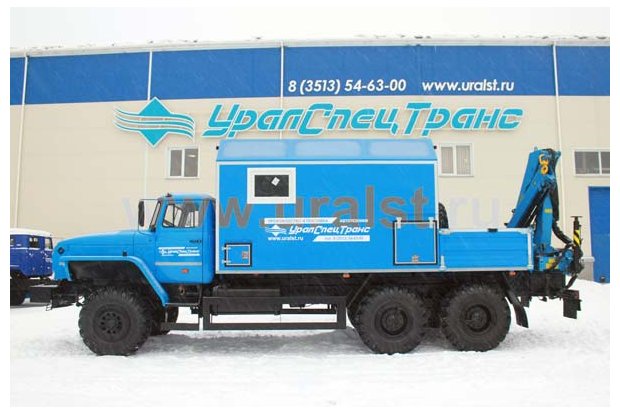 Фургон Урал АНРВ с краном-манипулятором ИМ-95