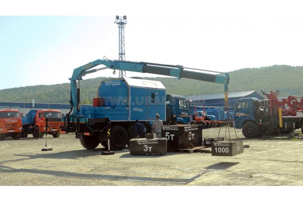 ПАРМ Камаз с грузовой платформой с КМУ ИМ-95 УСТ-5453